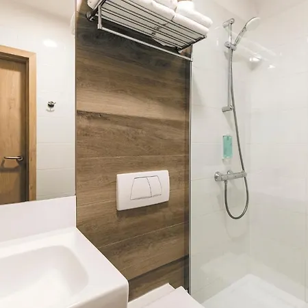 Almarco Hotel 3*