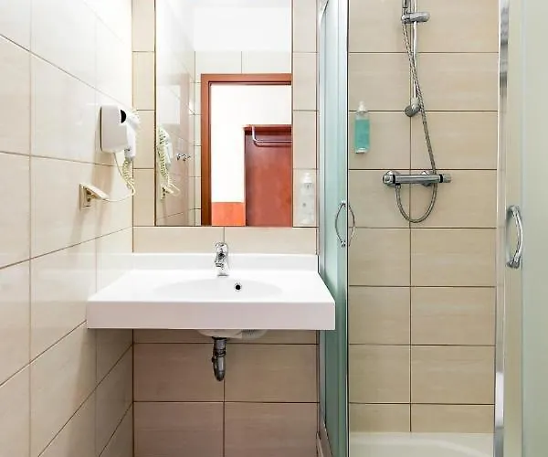 阿马尔科酒店 Środa Wielkopolska