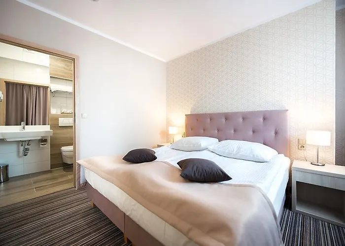 阿马尔科酒店 3* Środa Wielkopolska