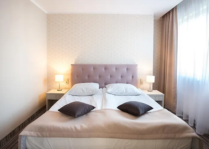 阿马尔科酒店 酒店 Środa Wielkopolska